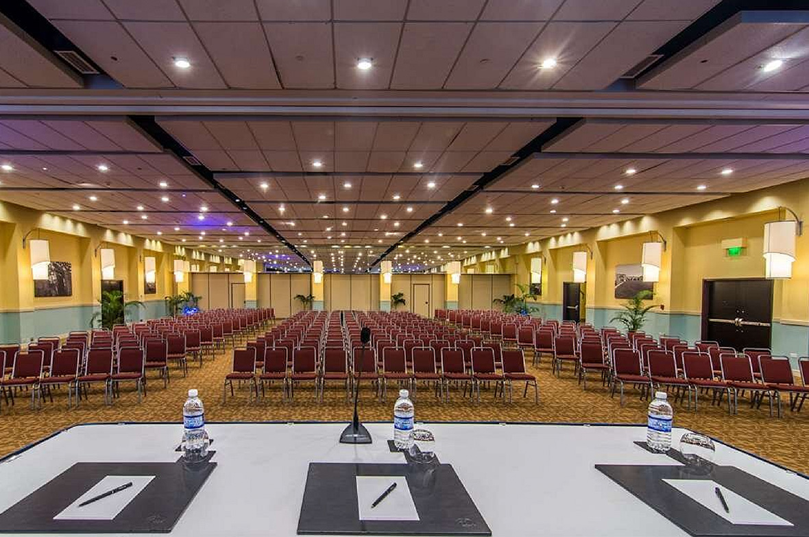 meeting room chair_ cadeira de sala de reunião_